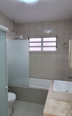 Casa à venda com 182m², 4 quartos e 4 vagas