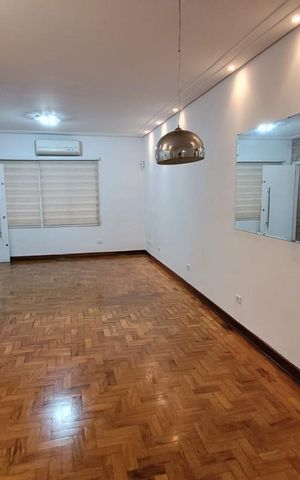 Casa à venda com 182m², 4 quartos e 4 vagas