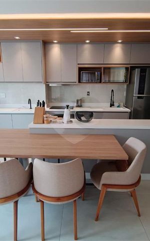 Apartamento à venda com 67m², 2 quartos e 1 vaga