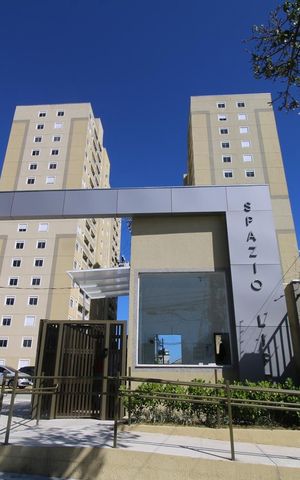 Apartamento à venda com 45m², 2 quartos e 1 vagaFachada e portaria