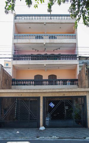 Apartamento para alugar com 82m², 2 quartos e 1 vagaFachada