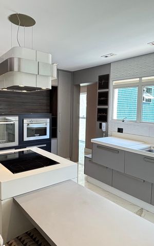 Apartamento à venda com 165m², 3 quartos e 4 vagasCozinha