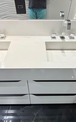 Apartamento à venda com 165m², 3 quartos e 4 vagasBanheiro da Suíte 1