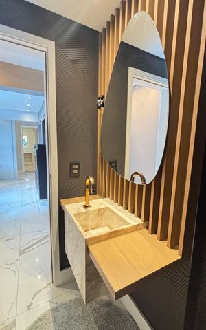 Apartamento à venda com 165m², 3 quartos e 4 vagasLavabo