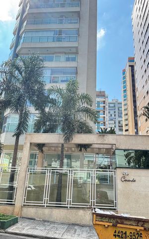 Apartamento à venda com 165m², 3 quartos e 4 vagasFachada