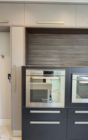 Apartamento à venda com 165m², 3 quartos e 4 vagasCozinha