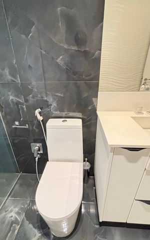 Apartamento à venda com 165m², 3 quartos e 4 vagasBanheiro da Suíte 1
