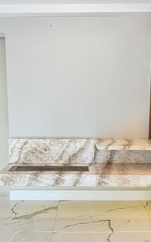 Apartamento à venda com 165m², 3 quartos e 4 vagasSala - Lareira
