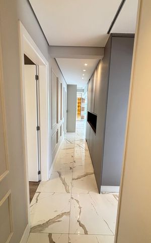 Apartamento à venda com 165m², 3 quartos e 4 vagasCorredor