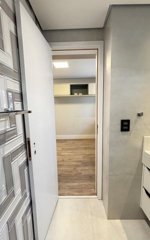 Apartamento à venda com 165m², 3 quartos e 4 vagasBanheiro da Suíte 2