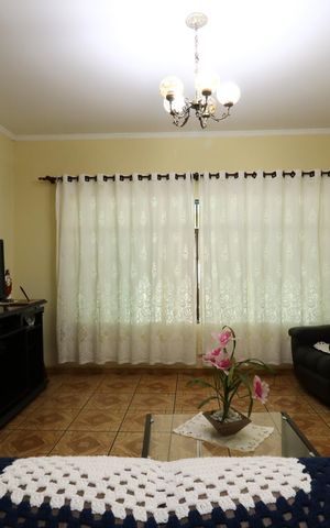Casa à venda com 384m², 4 quartos e 2 vagasSala