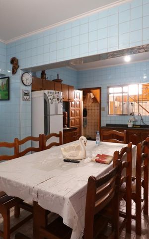 Casa à venda com 384m², 4 quartos e 2 vagasCozinha