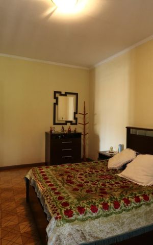 Casa à venda com 384m², 4 quartos e 2 vagasQuarto 4