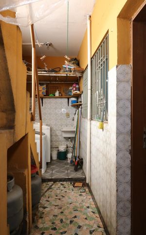 Casa à venda com 384m², 4 quartos e 2 vagasÁrea de Serviço