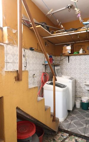 Casa à venda com 384m², 4 quartos e 2 vagasÁrea de Serviço