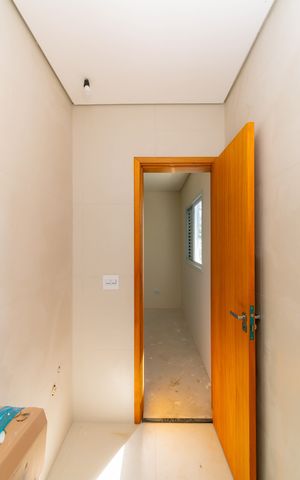 Casa de condomínio à venda com 76m², 2 quartos e 1 vaga Casa de condomínio à venda com 76m², 2 quartos e 1 vagaBanheiro da Suíte 1