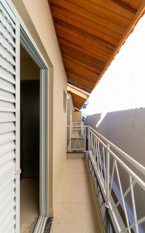 Casa de condomínio à venda com 76m², 2 quartos e 1 vaga Casa de condomínio à venda com 76m², 2 quartos e 1 vagaVaranda da Suíte 2