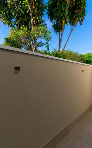 Casa de condomínio à venda com 76m², 2 quartos e 1 vaga Casa de condomínio à venda com 76m², 2 quartos e 1 vagaVaranda
