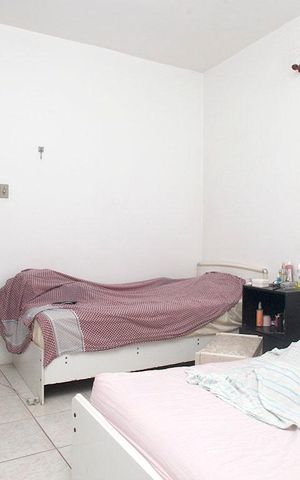 Apartamento à venda com 306m², 6 quartos e 2 vagasQuarto 2