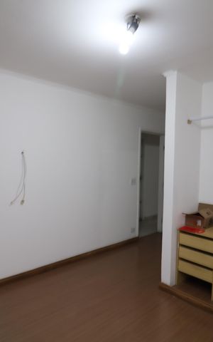 Casa à venda com 240m², 5 quartos e 4 vagasSuite