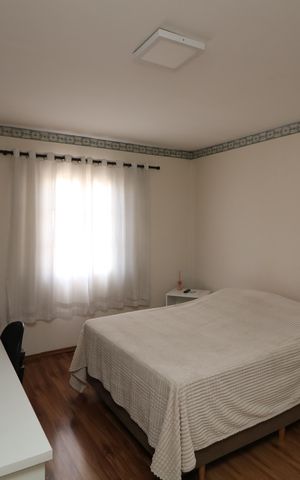 Casa à venda com 240m², 5 quartos e 4 vagasQuarto Casa 2