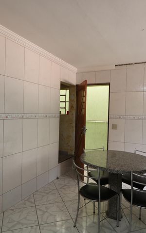 Casa à venda com 240m², 5 quartos e 4 vagasCozinha Casa 2