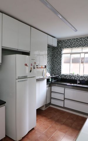 Casa à venda com 240m², 5 quartos e 4 vagasCozinha Casa 3