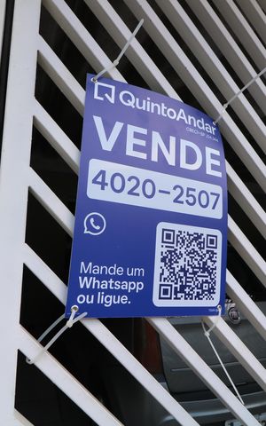 Casa à venda com 240m², 5 quartos e 4 vagasFachada