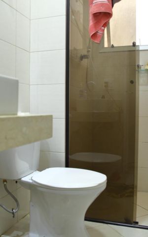 Apartamento à venda com 72m², 3 quartos e 2 vagasBanheiro da Suíte