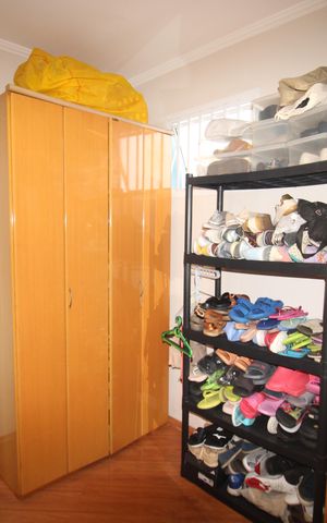 Casa à venda com 243m², 4 quartos e 4 vagasQuarto 3 - Closet