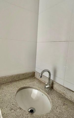 Apartamento à venda com 33m², 2 quartos e sem vagaBanheiro 