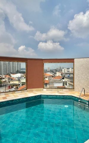 Apartamento à venda com 33m², 2 quartos e sem vagaÁrea comum - Piscina