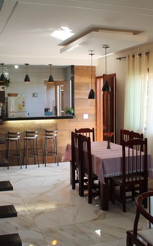Casa à venda com 180m², 3 quartos e 1 vagaSala