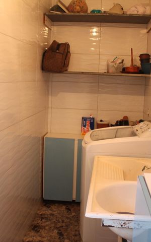 Casa à venda com 180m², 3 quartos e 1 vagaÁrea de Serviço