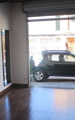 Casa à venda com 180m², 3 quartos e 1 vagaGaragem