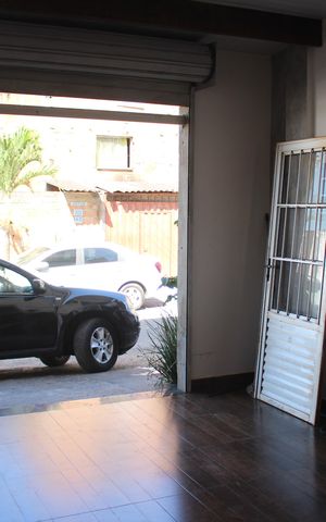 Casa à venda com 180m², 3 quartos e 1 vagaGaragem