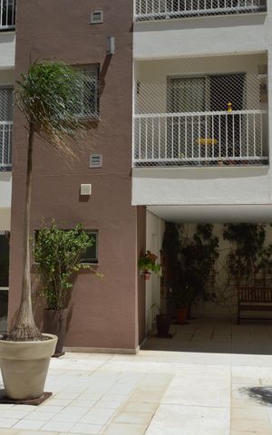 Apartamento à venda com 51m², 2 quartos e 1 vagaFachada