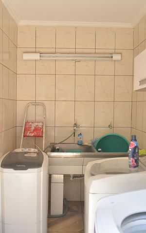 Casa à venda com 356m², 5 quartos e 4 vagasÁrea de Serviço