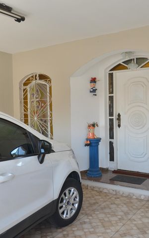 Casa à venda com 356m², 5 quartos e 4 vagasGaragem