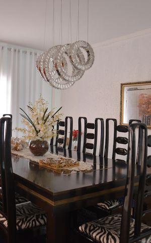 Casa à venda com 356m², 5 quartos e 4 vagasSala