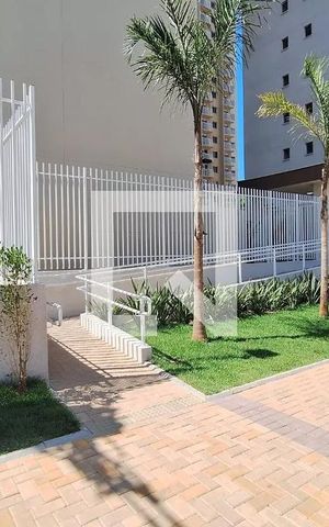 Apartamento à venda com 35m², 2 quartos e sem vaga Apartamento à venda com 35m², 2 quartos e sem vagaFachada