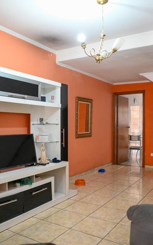 Casa à venda com 92m², 2 quartos e 1 vaga Casa à venda com 92m², 2 quartos e 1 vagaSala