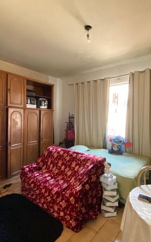 Casa à venda com 230m², 3 quartos e sem vaga Casa à venda com 230m², 3 quartos e sem vagaQuarto 1