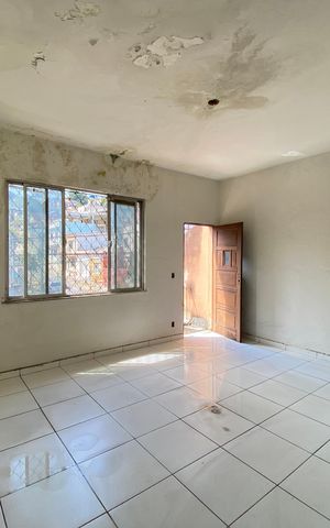Casa à venda com 230m², 3 quartos e sem vaga Casa à venda com 230m², 3 quartos e sem vagaQuarto 2