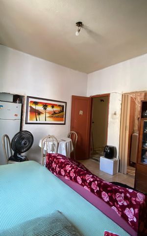 Casa à venda com 230m², 3 quartos e sem vaga Casa à venda com 230m², 3 quartos e sem vagaQuarto 1