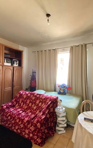 Casa à venda com 230m², 3 quartos e sem vaga Casa à venda com 230m², 3 quartos e sem vagaQuarto 1