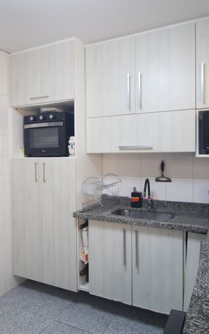 Casa à venda com 113m², 3 quartos e 2 vagasCozinha
