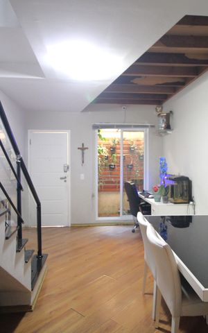 Casa à venda com 113m², 3 quartos e 2 vagasSala 2