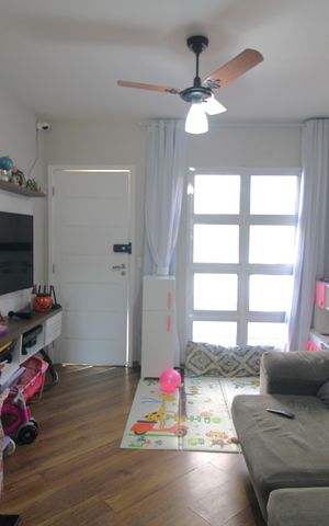 Casa à venda com 113m², 3 quartos e 2 vagasSala 1