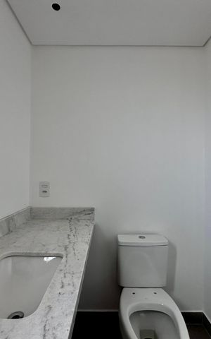 Apartamento à venda com 42m², 1 quarto e 1 vaga Apartamento à venda com 42m², 1 quarto e 1 vagaBanheiro